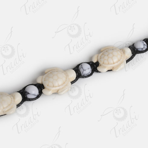 Pulsera tortuga tejida de hilo negra