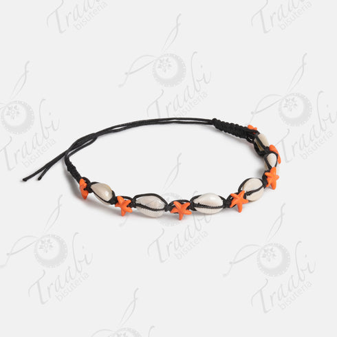 Gargantilla tejida de conchas y estrella