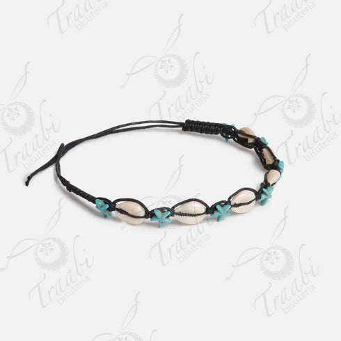 Gargantilla tejida de conchas y estrella