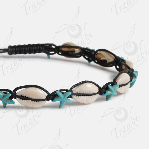 Gargantilla tejida de conchas y estrella