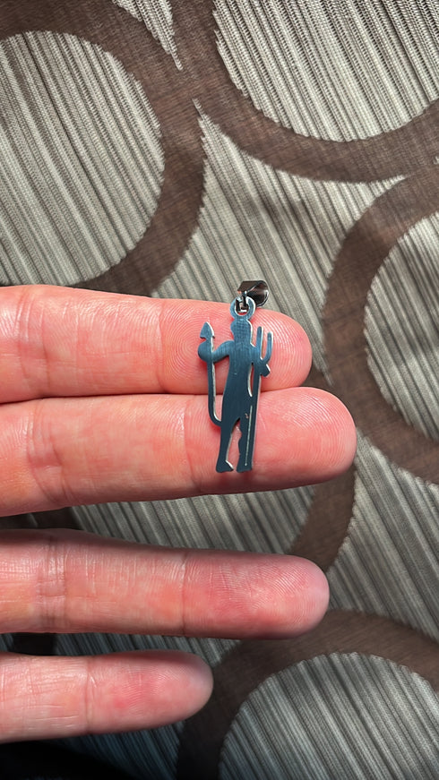 Devil pendant 10 units per bag